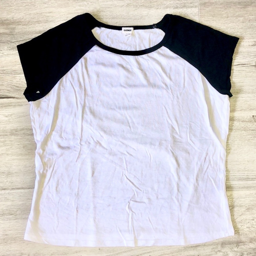 🐮2/$15 Garage Raglan Short Sleeve Tee